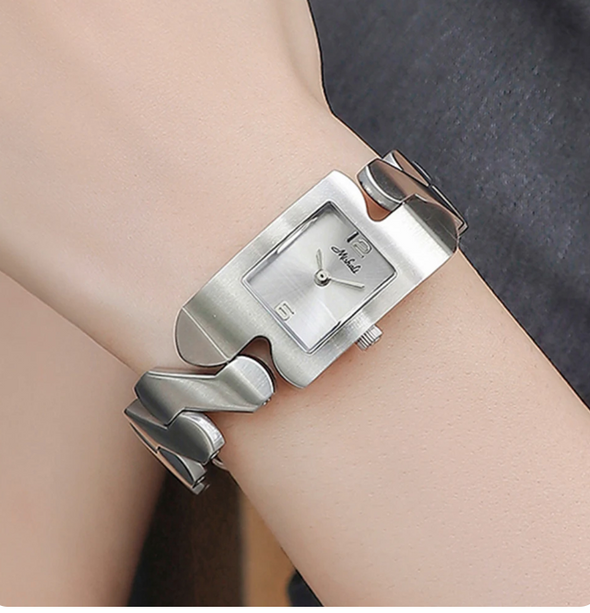 CRD -الساعة الراقية الفاخرة السويسرية